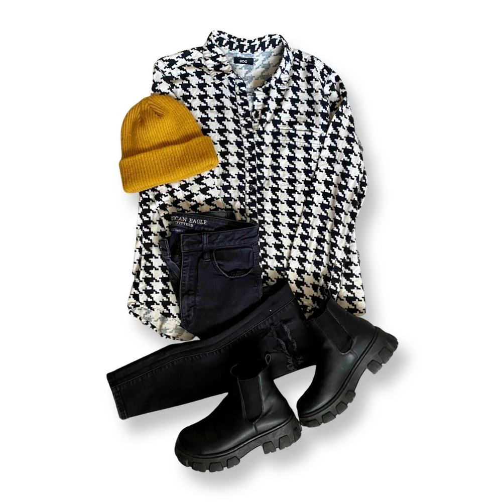 BDG small houndstooth print black and white. Size medium. Dress it up or down.